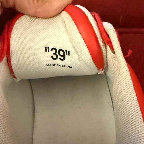Off-White Out of Office White Red Sneakers - Picture 11 of 11